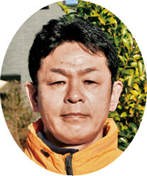 農家と造園業の二刀流で日々奮闘
父とともに学び直したベテラン農家