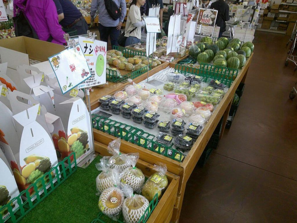 いまが旬の果物、多数入荷しています！！